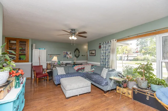 $250,000 | 623 Washington Avenue, Fairmont, MN 56031