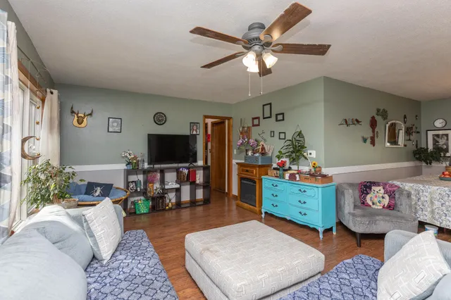 $250,000 | 623 Washington Avenue, Fairmont, MN 56031