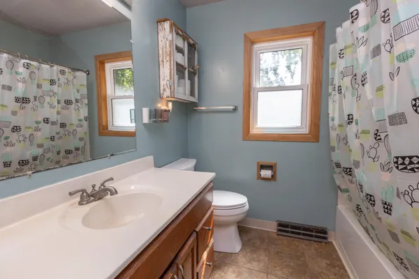 $235,000 | 623 Washington Avenue, Fairmont, MN 56031