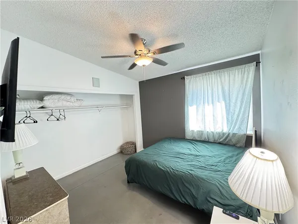 $2,095 | 7267 Sixshooter Drive, Las Vegas, NV 89119