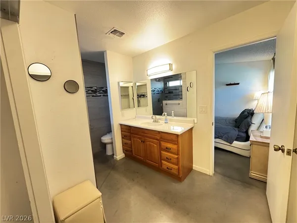 $2,095 | 7267 Sixshooter Drive, Las Vegas, NV 89119