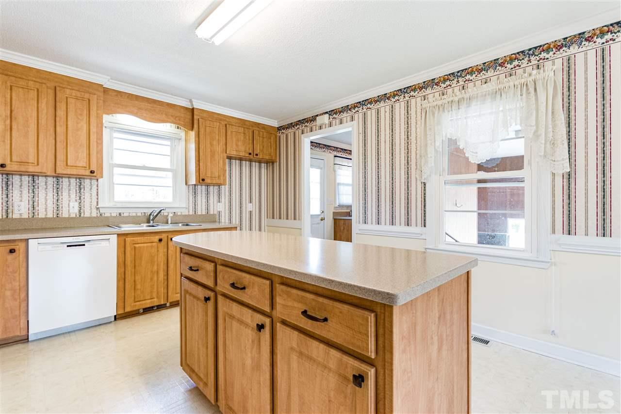 10317 Ten-Ten Road Raleigh, NC 27603 - Photo 9 of 26