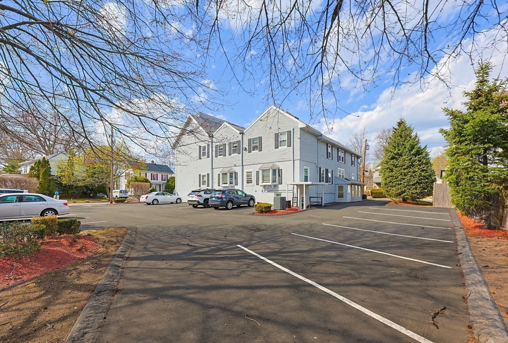 12 Benton Street, Unit 4 Stoneham, MA 02180 - Photo 34 of 36