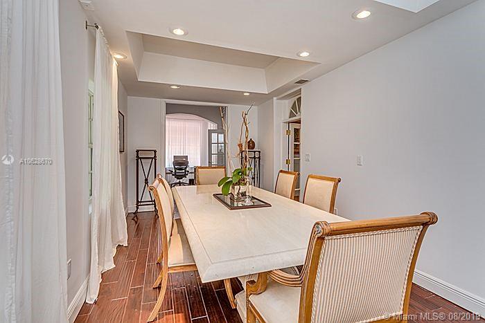 4436 Alton Road Miami Beach, FL 33140 - Photo 11 of 46