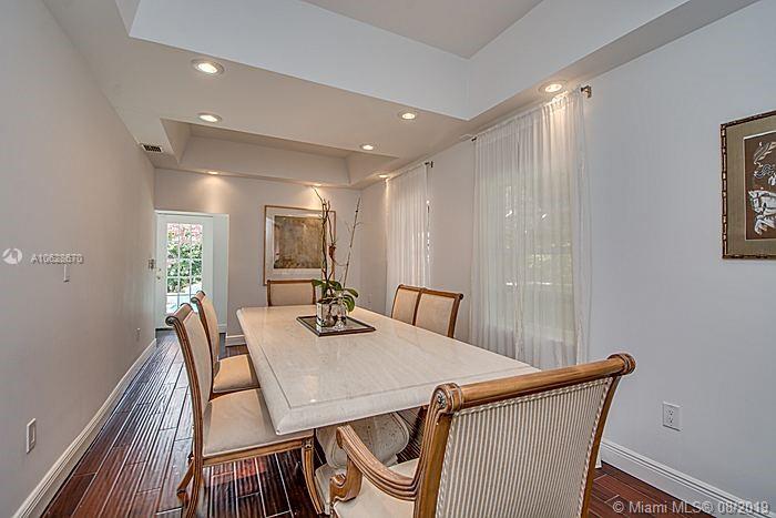 4436 Alton Road Miami Beach, FL 33140 - Photo 12 of 46