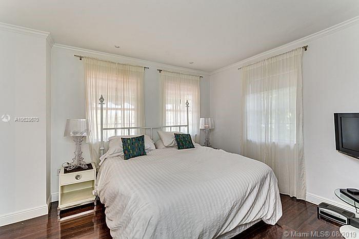 4436 Alton Road Miami Beach, FL 33140 - Photo 37 of 46