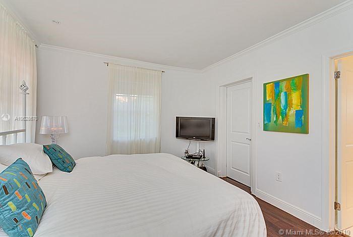 4436 Alton Road Miami Beach, FL 33140 - Photo 39 of 46