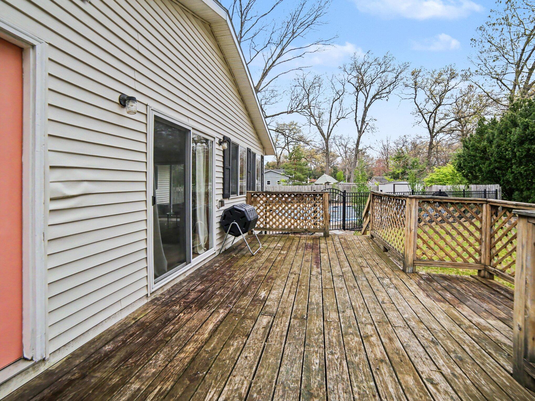 1574 Chatterson Road Muskegon, MI 49442 - Photo 35 of 39 033_file_6050