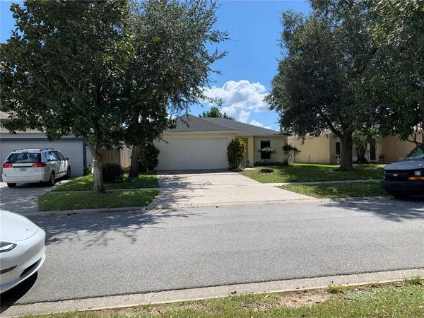 $2,345 | 10006 Dean Chase Boulevard, Orlando, FL 32825