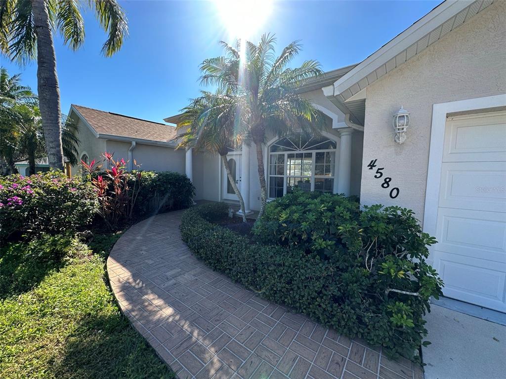 4580 Crystal Road Venice, FL 34293 - Photo 2 of 23