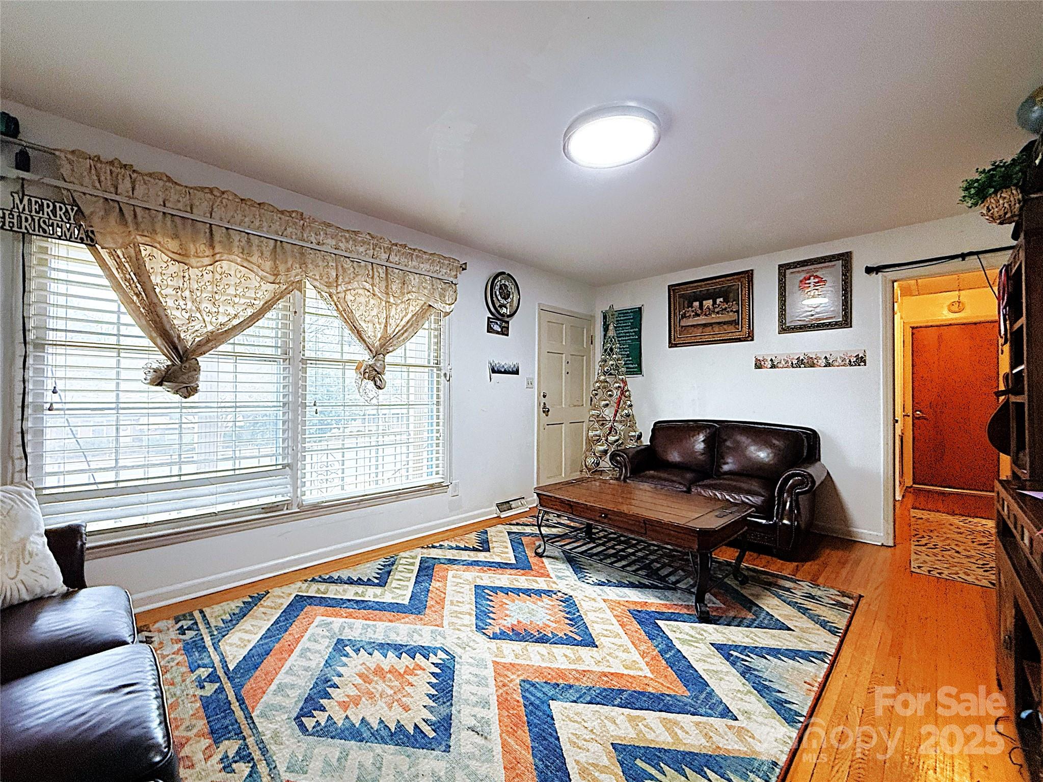 6841 Idlewild Road Charlotte, NC 28212 - Photo 4 of 19 Gallery Image 4