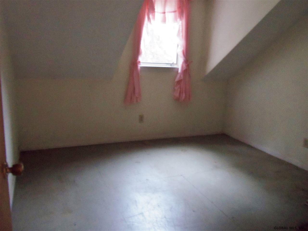 696 Lisha Kill Road Niskayuna, NY 12309 - Photo 11 of 17 One of Five Second Floor Bedrooms