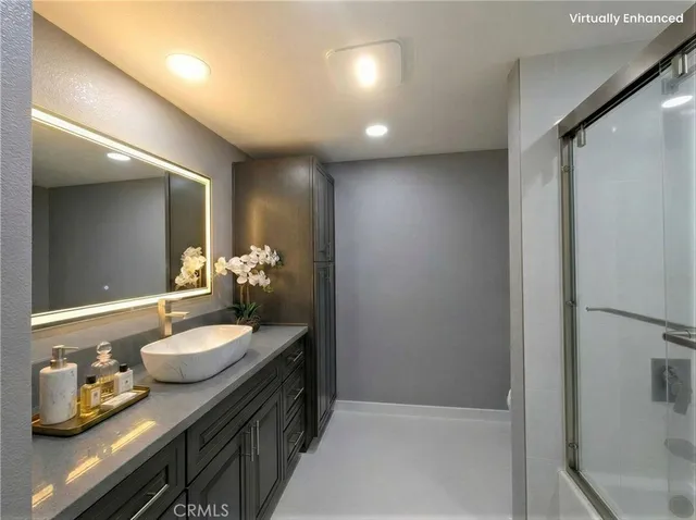 $949,900 | 130 South Waterwheel Way, Unit 35, Orange, CA 92869