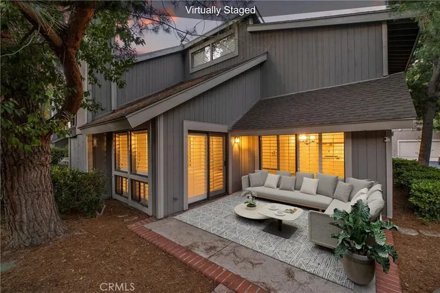 $949,900 | 130 South Waterwheel Way, Unit 35, Orange, CA 92869