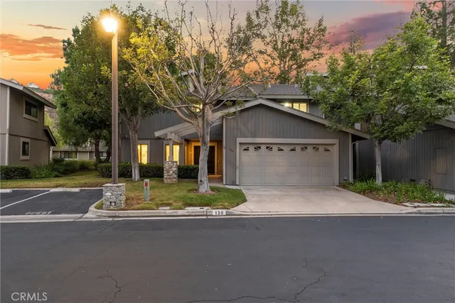 $949,900 | 130 South Waterwheel Way, Unit 35, Orange, CA 92869