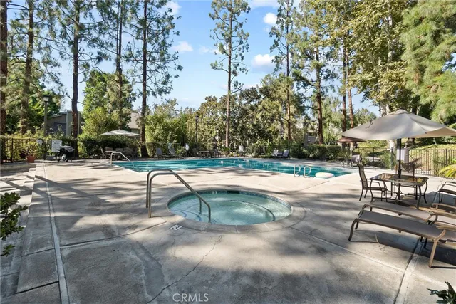 $949,900 | 130 South Waterwheel Way, Unit 35, Orange, CA 92869