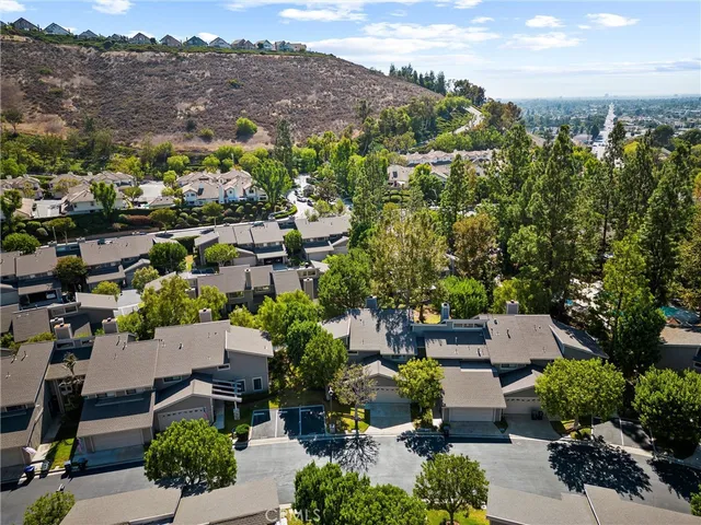 $949,900 | 130 South Waterwheel Way, Unit 35, Orange, CA 92869