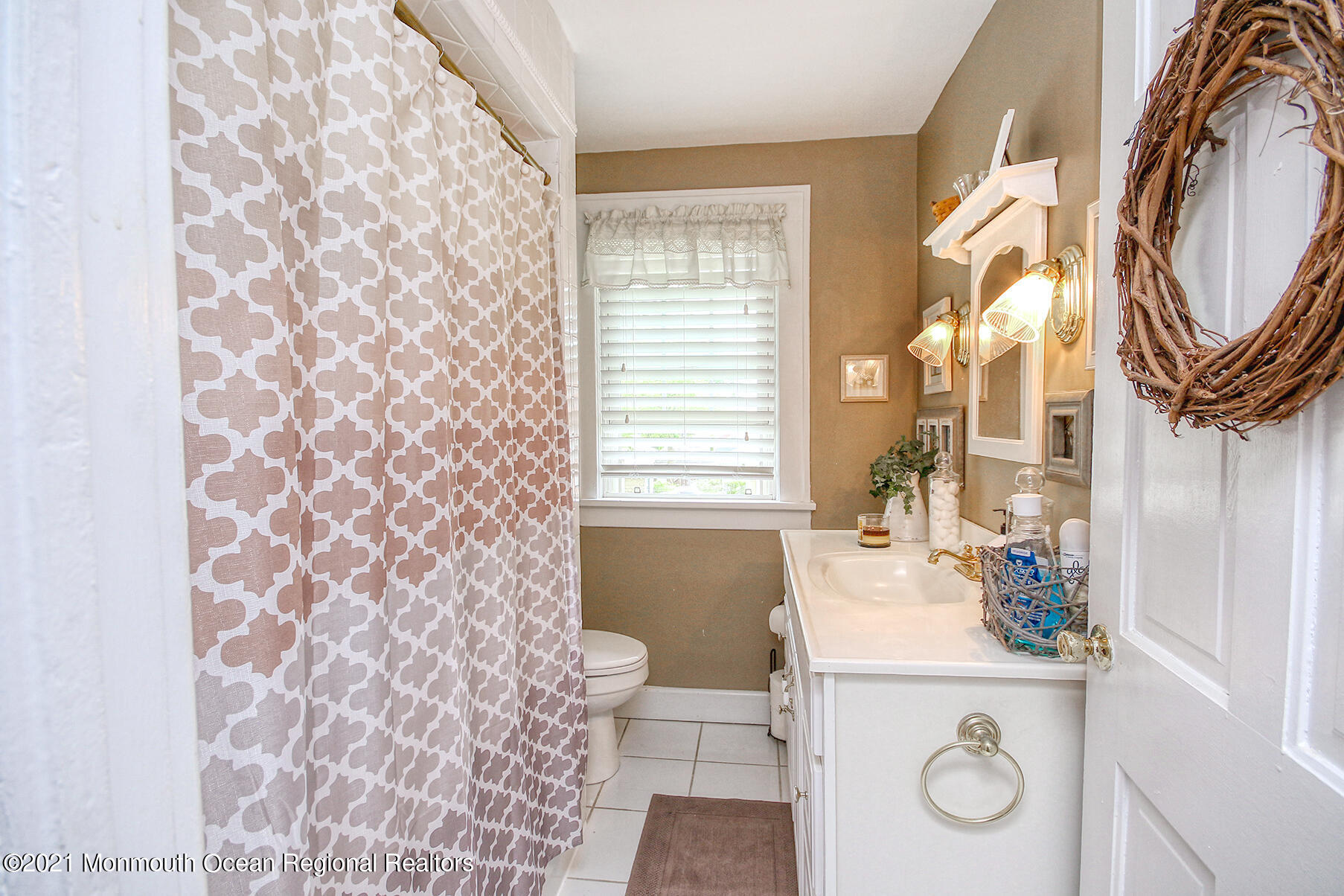 89 Ravine Drive Matawan, NJ 07747 - Photo 24 of 31 JUNI5456