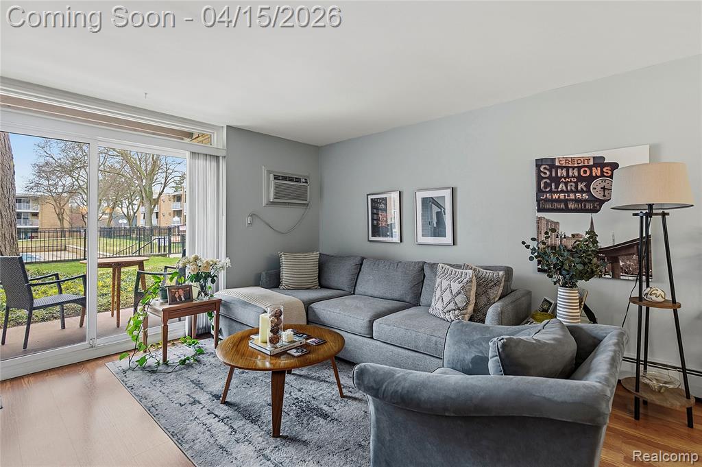 4913 Crooks Road, Unit G1 Royal Oak, MI 48073 - Photo 4 of 23