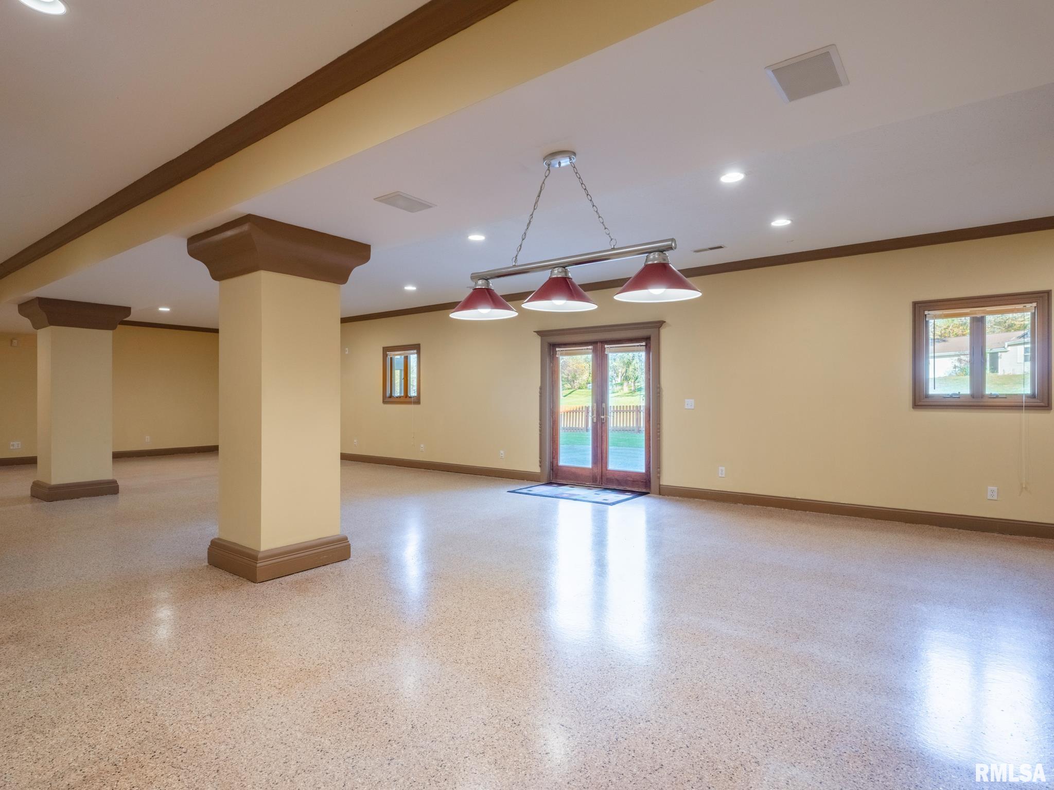 1092 Upper Spring Bay Road East Peoria, IL 61611 - Photo 50 of 84 Gallery Image 50