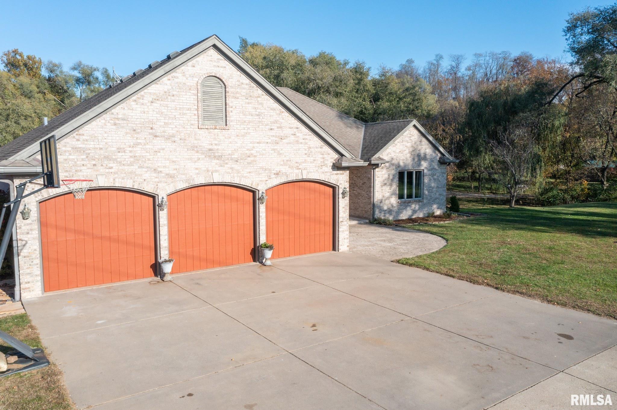 1092 Upper Spring Bay Road East Peoria, IL 61611 - Photo 60 of 84 Gallery Image 60