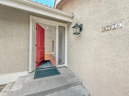 $749,900 | 576 Calle De Las Ovejas, Oak Park, CA 91377