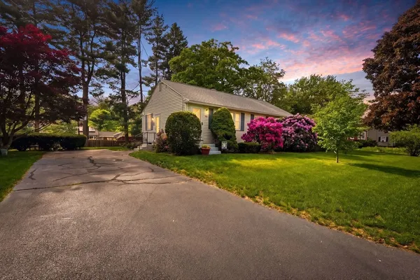 $309,000 | 28 Northway Drive, Springfield, MA 01119