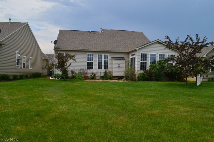 5701 Overlook Way North Ridgeville, OH 44039 - Photo 2 of 18 Gallery Image 2