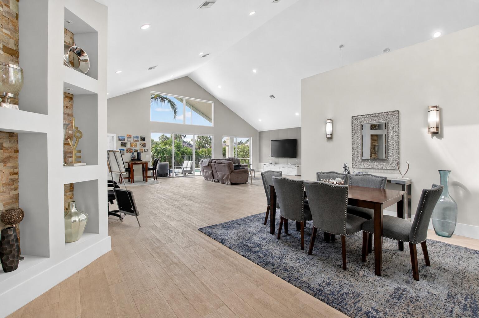 17320 Loch Lomond Way Boca Raton, FL 33496 - Photo 3 of 27 03_DSC_21572