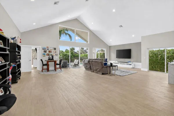 $2,450,000 | 17320 Loch Lomond Way, Boca Raton, FL 33496