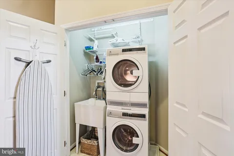 $1,195,000 | 10104 Baldwin Court, Bethesda, MD 20817