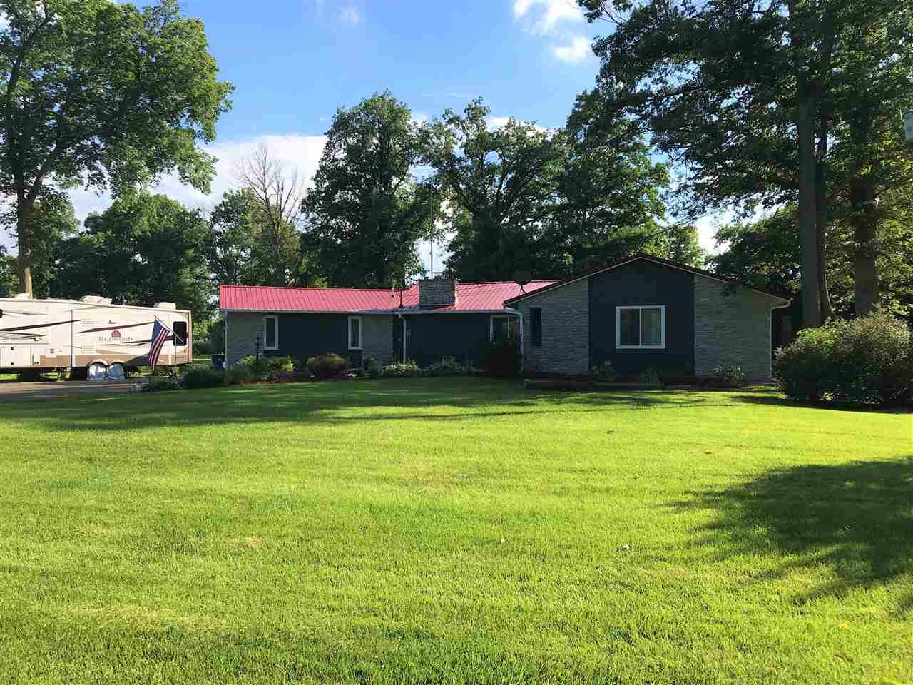 2524 Southway 31 Rochester, IN 46975 - Photo 2 of 31 Gallery Image 2