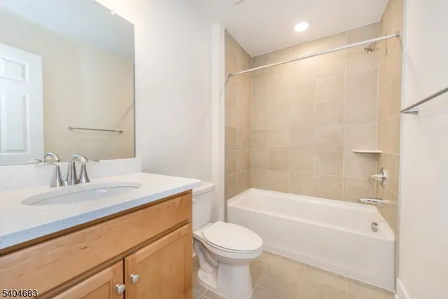 $849,990 | 5 General Winds Way, Unit 3, Denville, NJ 07834