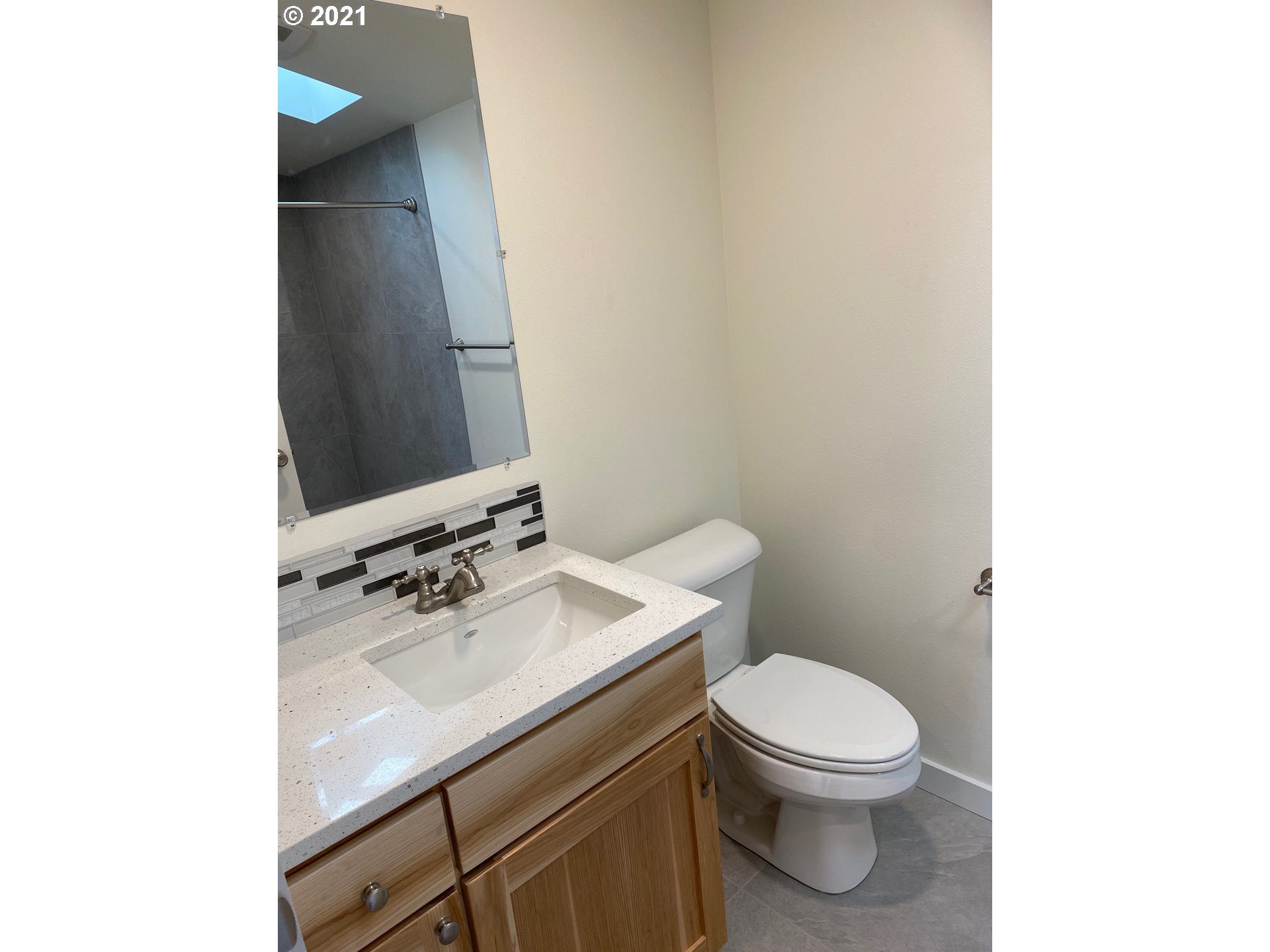 2080 L Street Springfield, OR 97477 - Photo 13 of 20