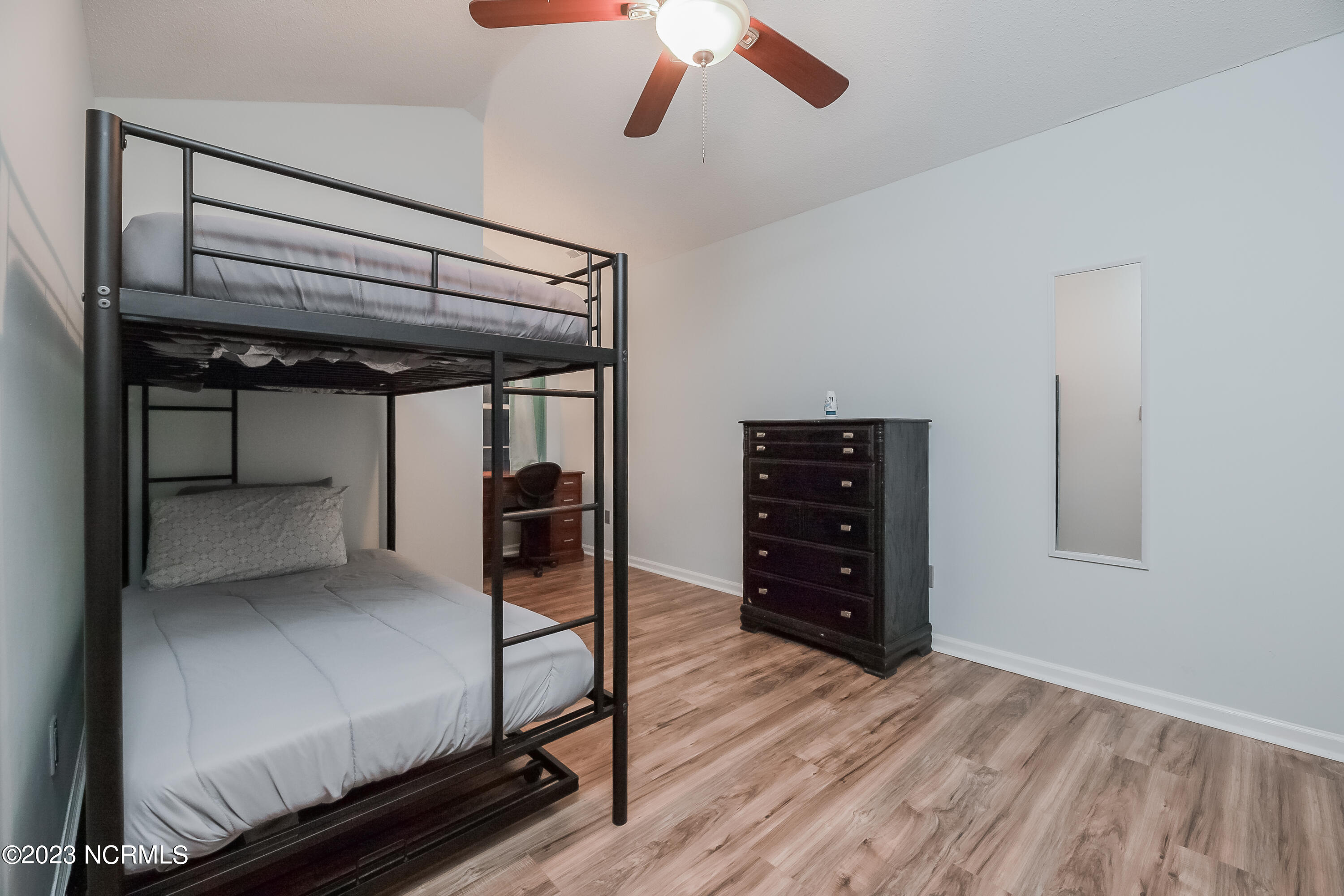 3015 Foxhorn Road Jacksonville, NC 28546 - Photo 20 of 29 20BED2