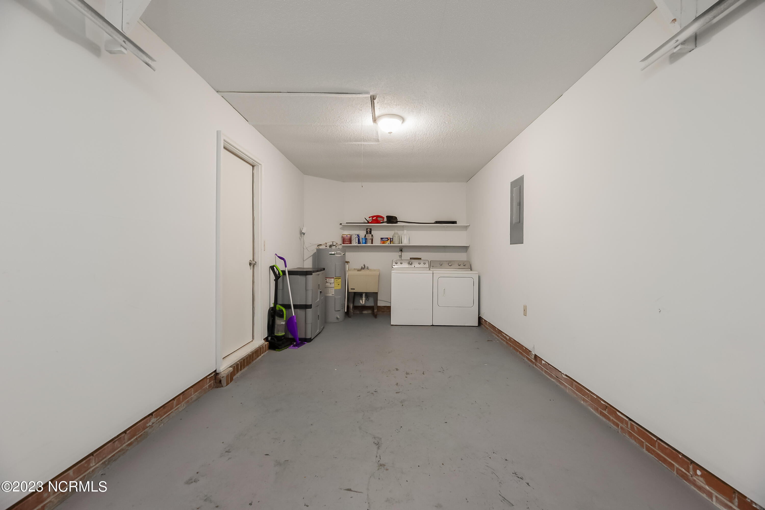 3015 Foxhorn Road Jacksonville, NC 28546 - Photo 24 of 29 24GARAGE