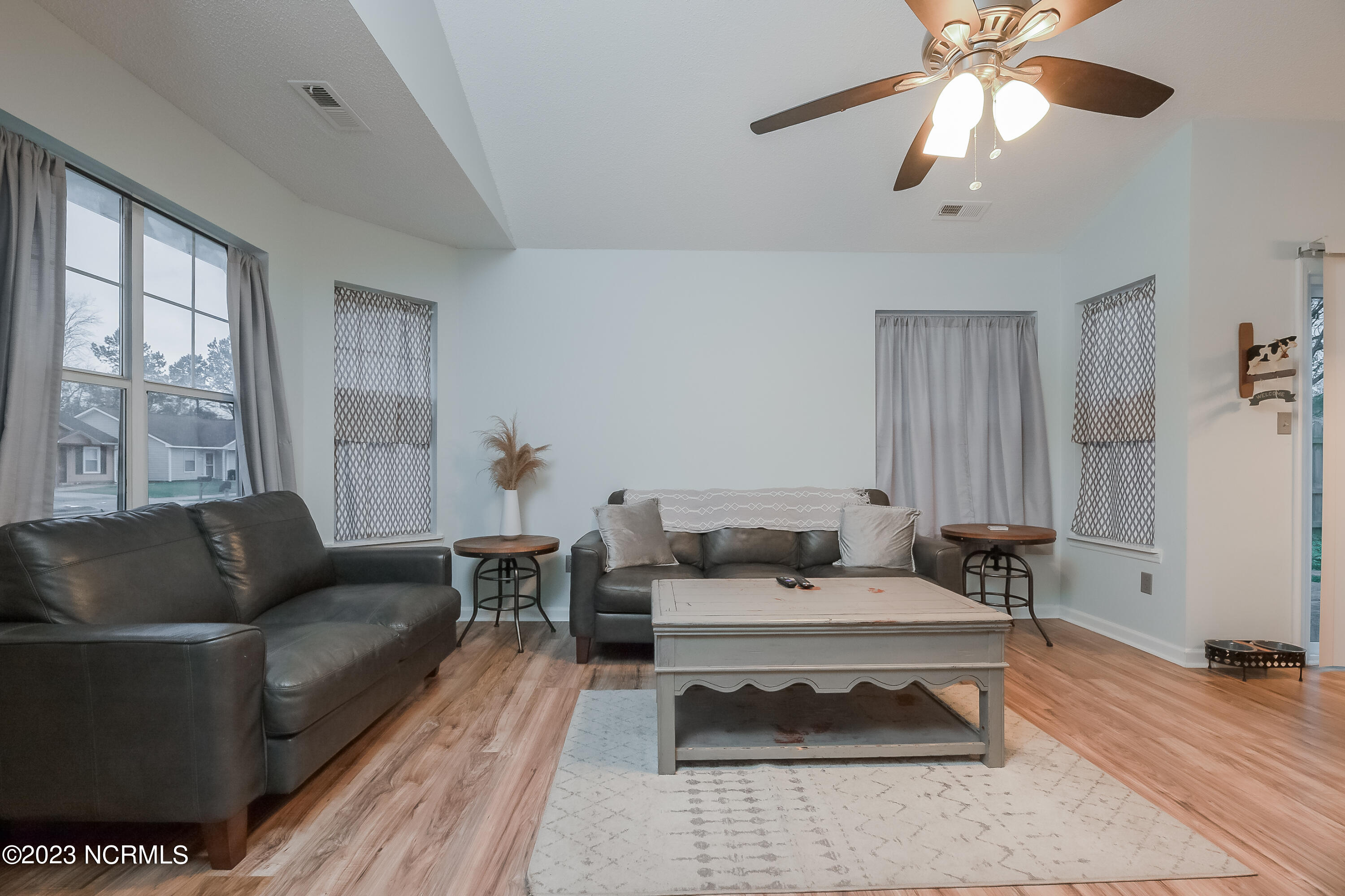 3015 Foxhorn Road Jacksonville, NC 28546 - Photo 4 of 29 4LIVING