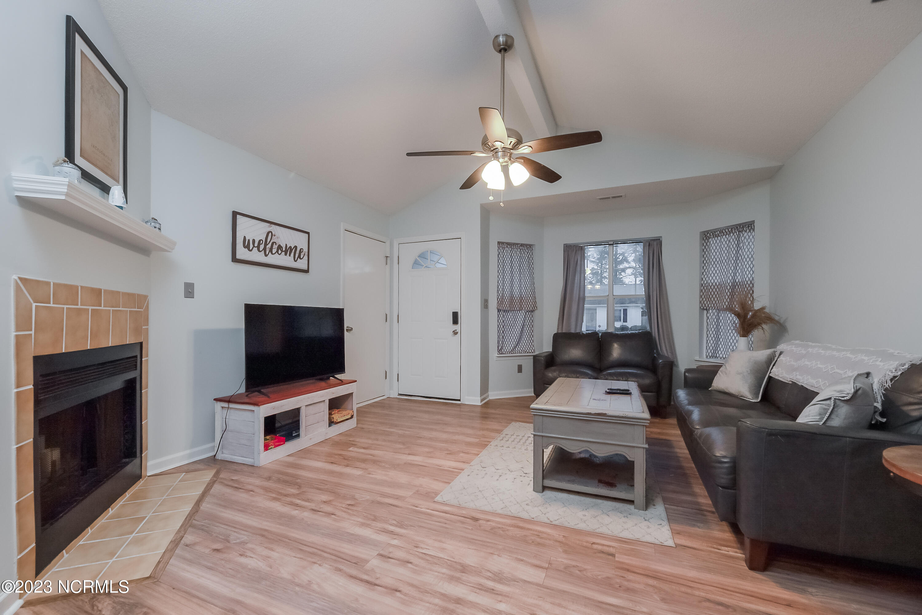 3015 Foxhorn Road Jacksonville, NC 28546 - Photo 6 of 29 6LIVING