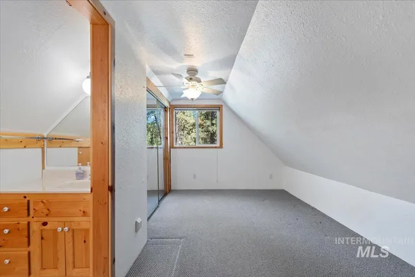 $399,000 | 44 Ridgeview Drive, Cascade, ID 83611