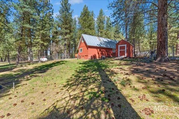 $399,000 | 44 Ridgeview Drive, Cascade, ID 83611