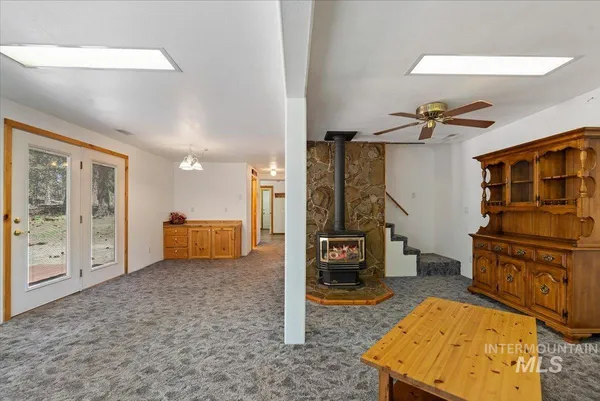 $399,000 | 44 Ridgeview Drive, Cascade, ID 83611