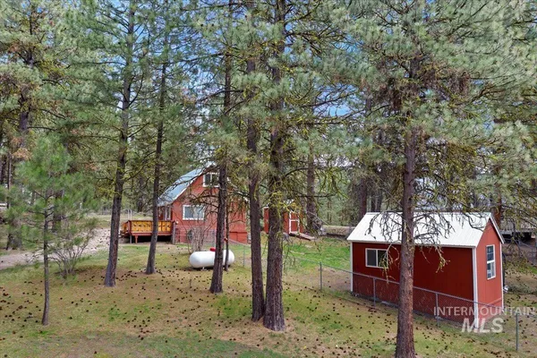 $399,000 | 44 Ridgeview Drive, Cascade, ID 83611