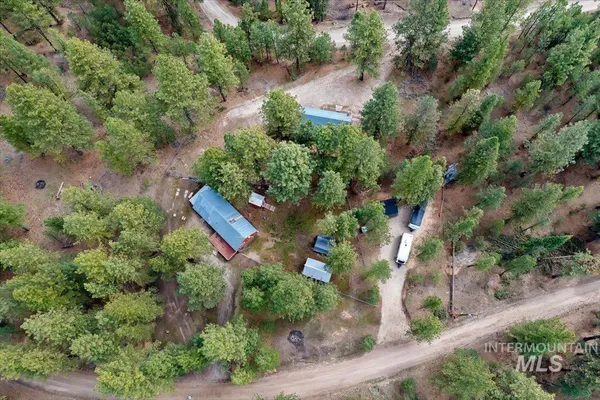 $399,000 | 44 Ridgeview Drive, Cascade, ID 83611