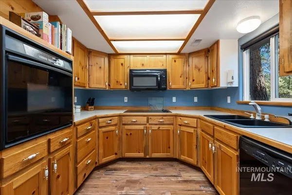 $399,000 | 44 Ridgeview Drive, Cascade, ID 83611