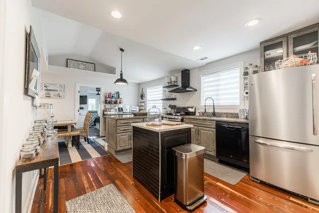 $278,900 | 40492 North Lambert Drive, Antioch, IL 60002