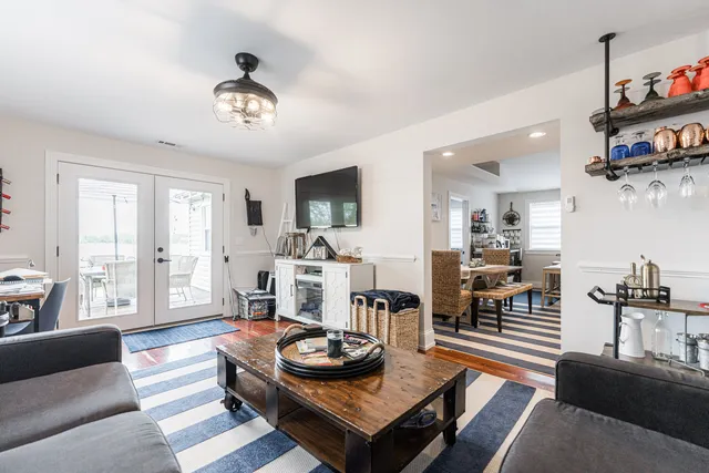 $278,900 | 40492 North Lambert Drive, Antioch, IL 60002