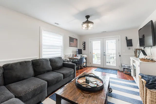 $278,900 | 40492 North Lambert Drive, Antioch, IL 60002