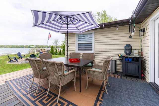 $278,900 | 40492 North Lambert Drive, Antioch, IL 60002