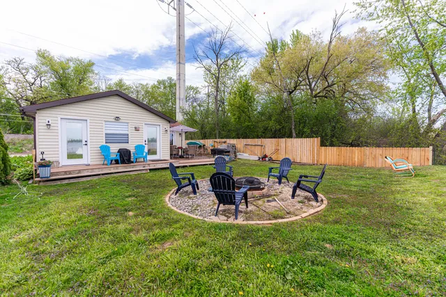 $278,900 | 40492 North Lambert Drive, Antioch, IL 60002