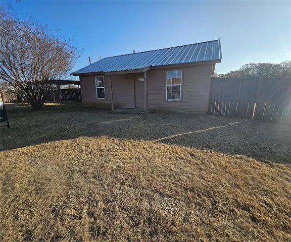 $145,000 | 137 Wesley Lane, Bridgeport, TX 76426